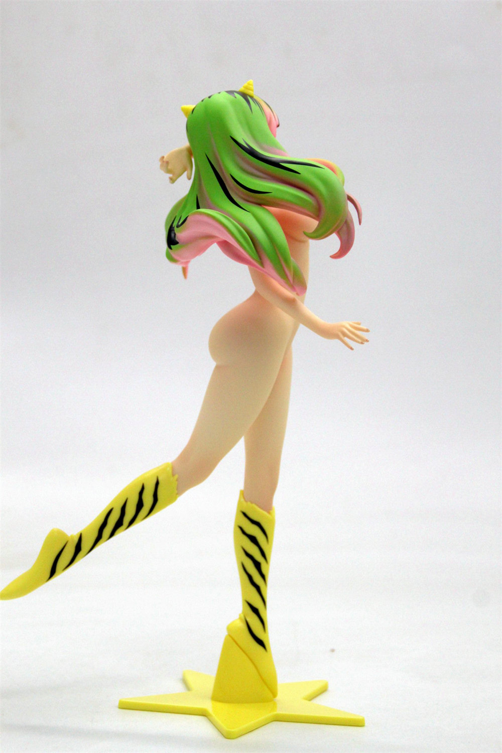 魔改造フィギュア通販 バンプレスト うる星やつら GLITTER&GLAMOURS LUM II 全裸 1/6 完成品