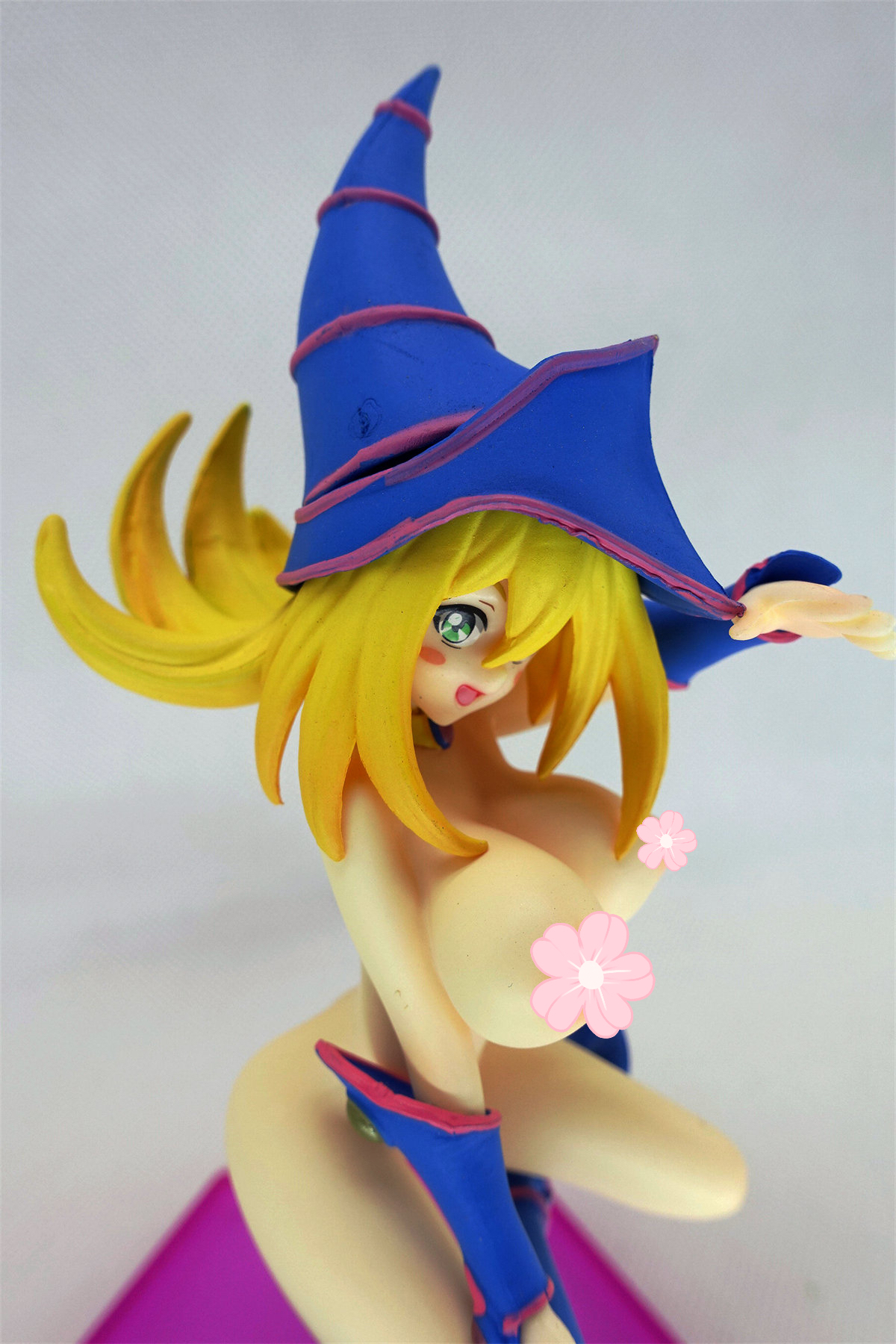 魔改造フィギュア通販 遊☆戯☆王 ブラックマジシャンガール HereDitail 1/8 完成品