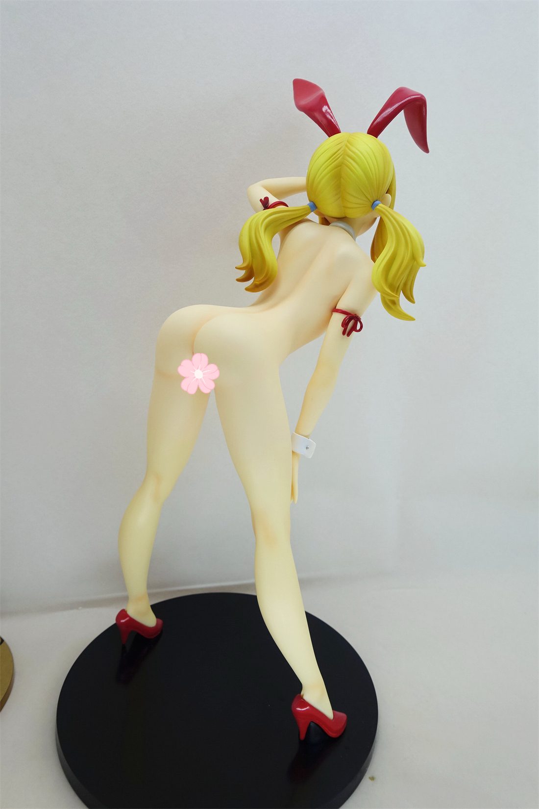 魔改造フィギュア購入 ルーシィ ・ハートフィリア バニー 美少女フィギュア 1/4 完成品 